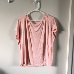 light pink t shirt